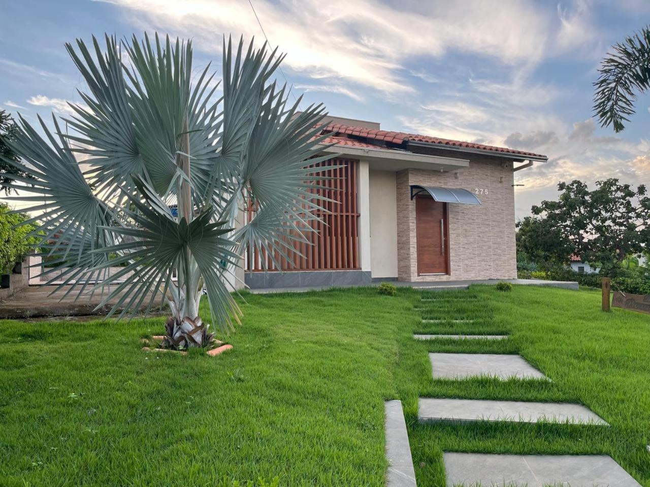 Casa Com Piscina Vista Para Lago, 03 Quartos Confortaveis Capitólio Exterior foto