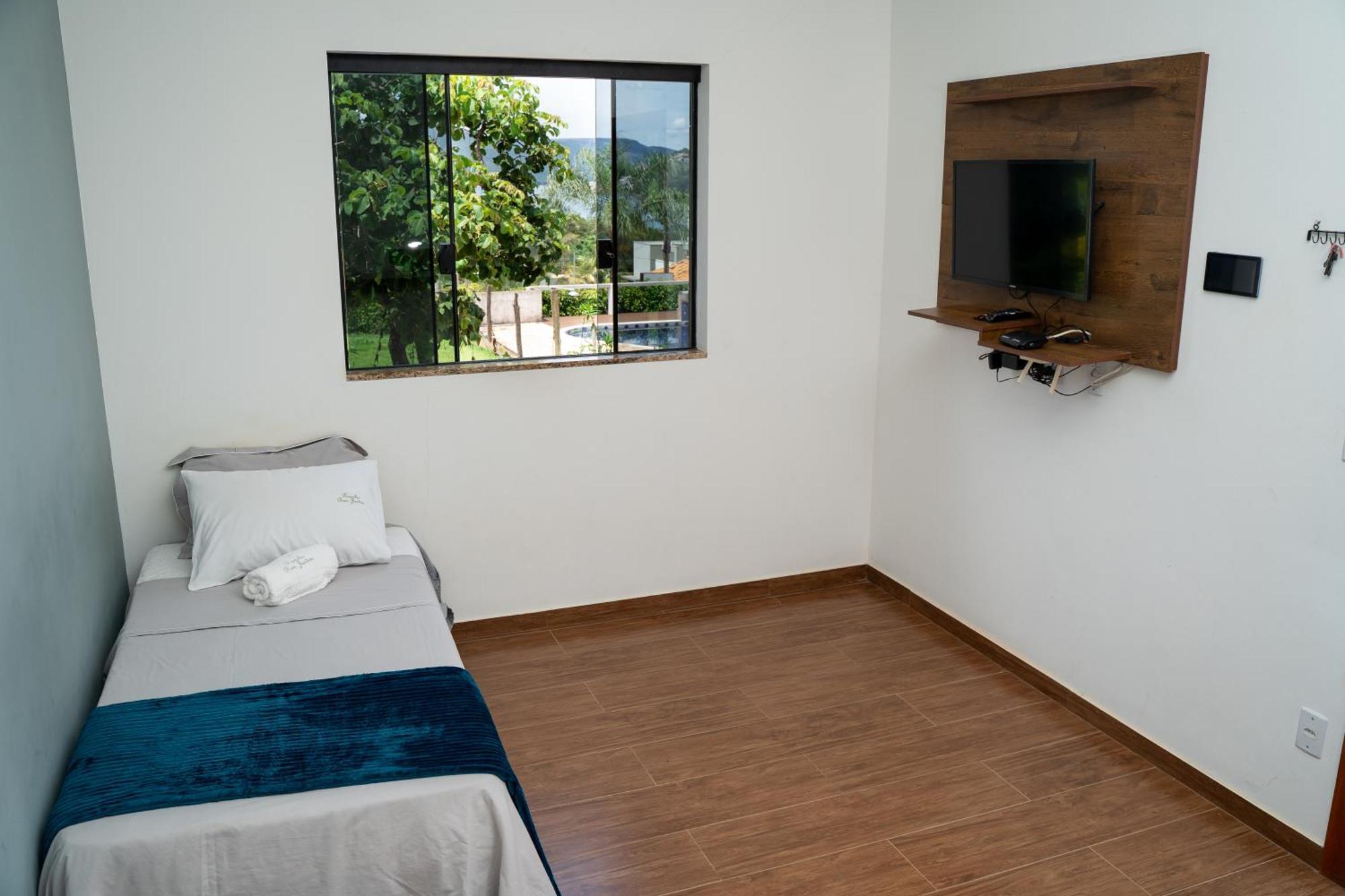 Casa Com Piscina Vista Para Lago, 03 Quartos Confortaveis Capitólio Exterior foto